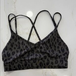 Old Navy Women’s army Green Leopard Print Strappy Bralette - size small